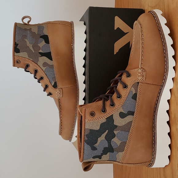 Territory Leather Moc Toe Ankle Boots in Brown - Picture 5 of 10